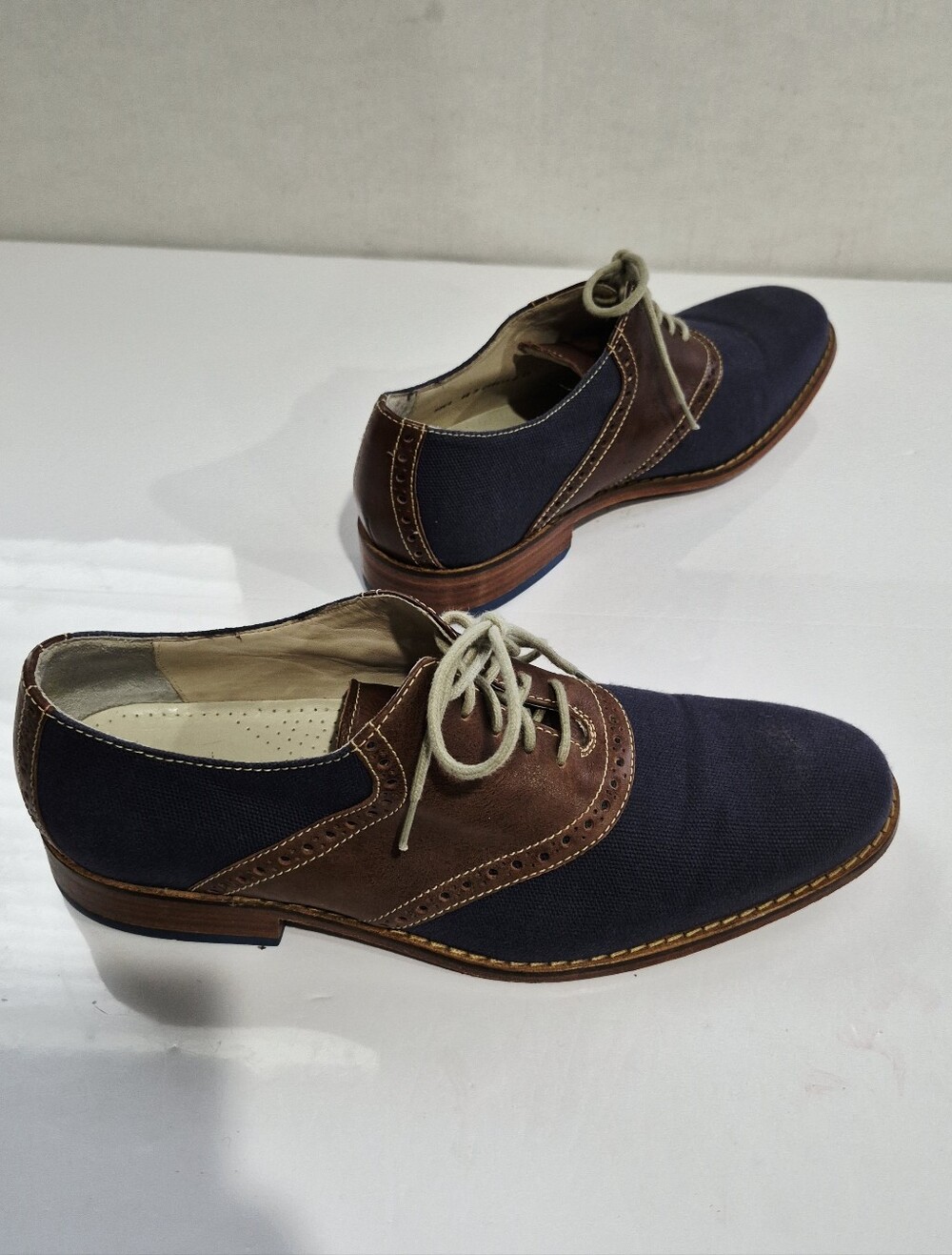 COLE HAAN Men's Nike Air Colton Saddle Lace-Up Shoes Size 9 1/2 M.
